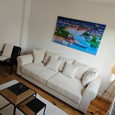 Apartment Charmante 2 Zimmer-wohnung Mit Fahrradstellplaetzen *