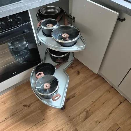 Charmante 2 Zimmer-wohnung Mit Fahrradstellplaetzen コブレンツ